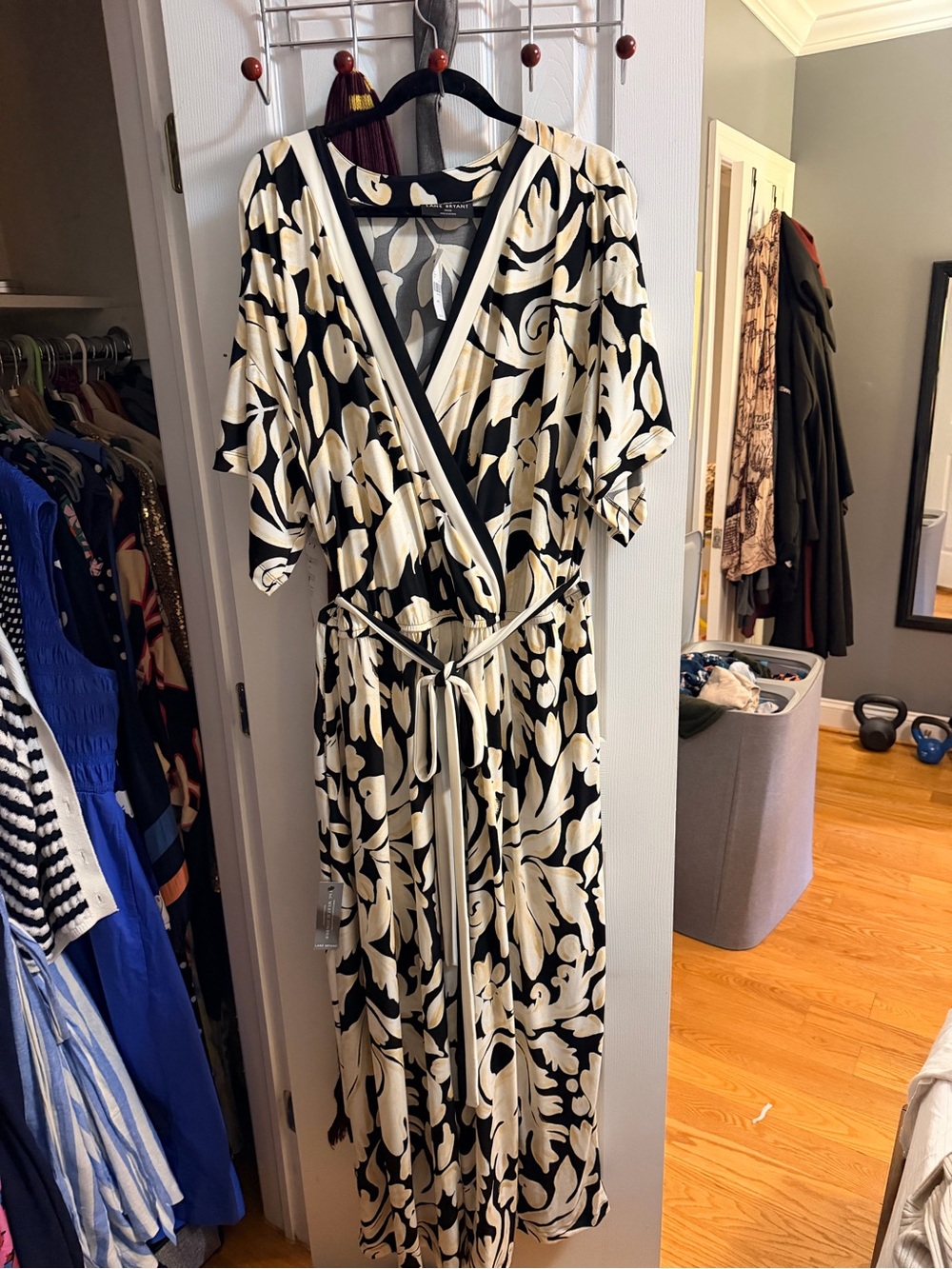 Lane Bryant Black & Cream wrap jumpsuit with pockets 26/28